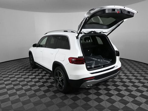 New 2026 Mercedes-Benz GLB 250 image 32