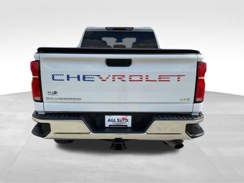 Used 2024 Chevrolet Silverado 2500 LTZ image 7