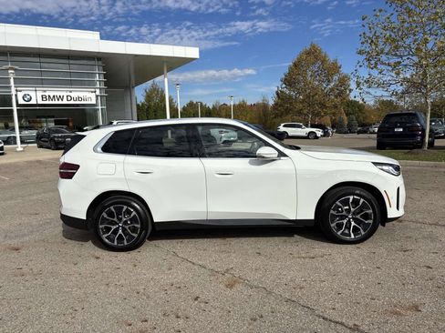 New 2026 BMW X3 xDrive30 w/ Premium Package AWD/4WD image 8