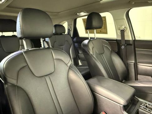 Used 2021 Kia Sorento EX w/ Panoramic Sunroof Package image 50