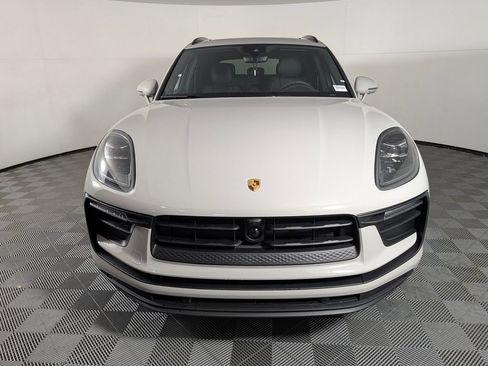 New 2026 Porsche Macan AWD/4WD image 10