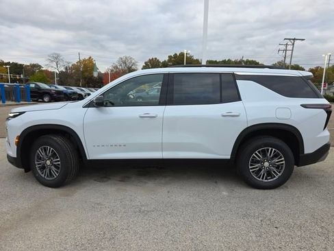 New 2026 Chevrolet Traverse LT w/ LPO, Floor Liner Package image 21