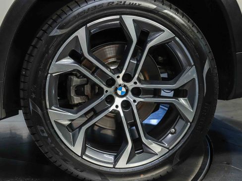 Used 2024 BMW X5 sDrive40i w/ Premium Package RWD image 8