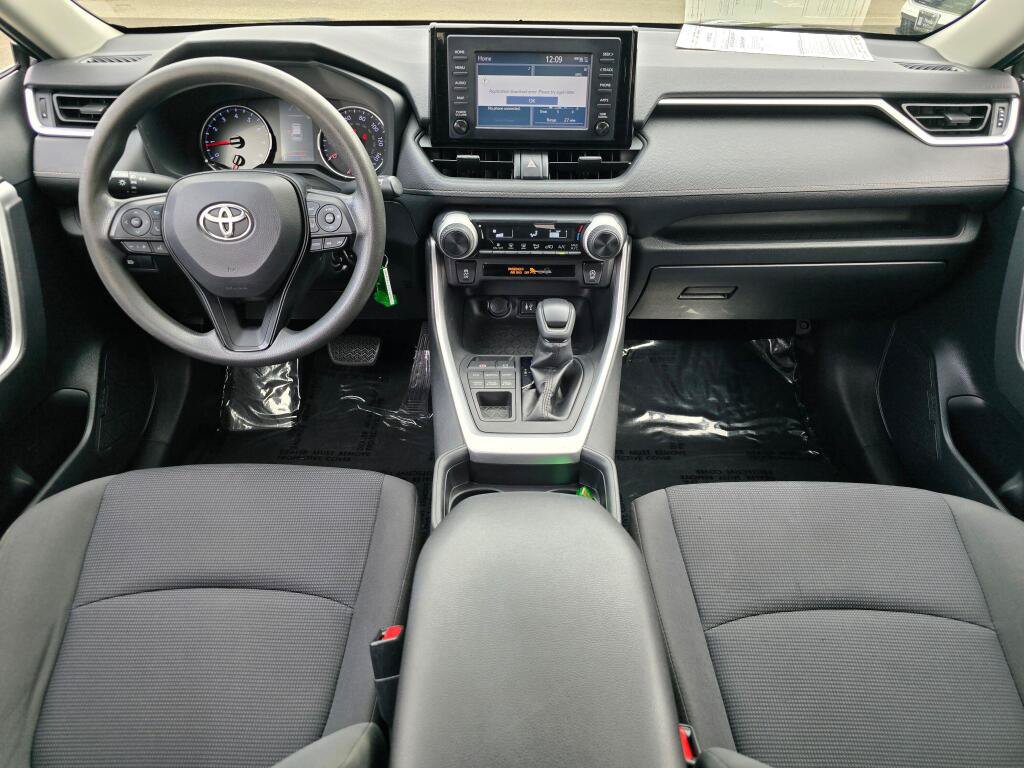 Used 2019 Toyota RAV4 LE w/ Carpet Mat Package AWD/4WD image 18