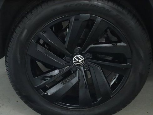 Used 2023 Volkswagen Atlas Cross Sport SE w/ Black Wheel Package image 12