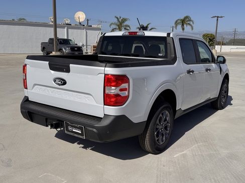 New 2026 Ford Maverick XLT image 12