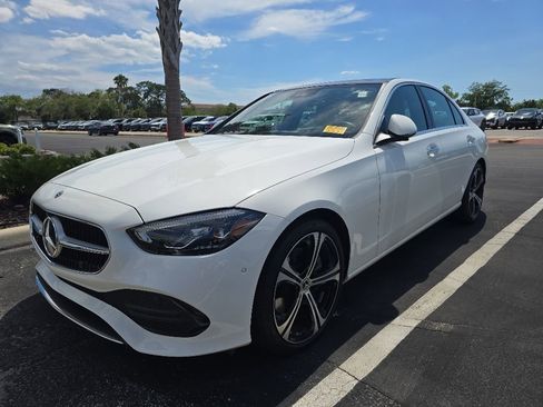 Used 2023 Mercedes-Benz C 300 Sedan image 3