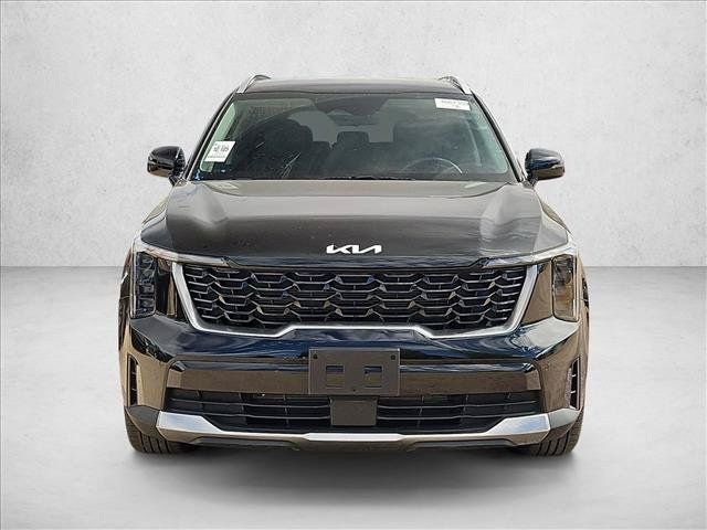Used 2025 Kia Sorento S FWD image 2