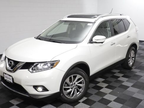 Used 2014 Nissan Rogue SL w/ SL Premium Package AWD/4WD image 2