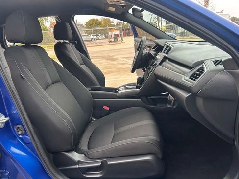 Used 2019 Honda Civic Sport image 18