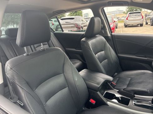 Used 2015 Honda Accord EX-L image 12