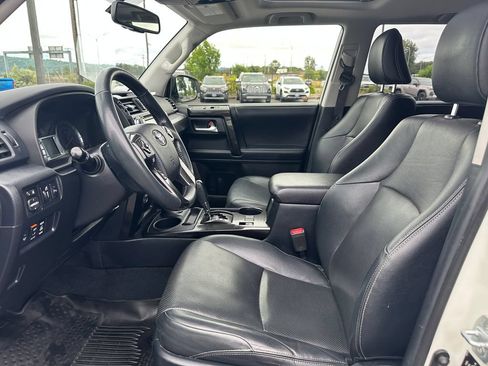Used 2019 Toyota 4Runner Limited AWD/4WD image 12