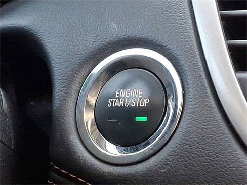 Used 2017 Chevrolet Trax LT w/ LT Convenience Package image 22