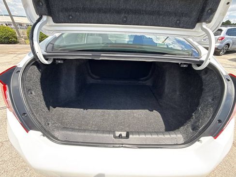 Used 2018 Honda Civic EX image 14