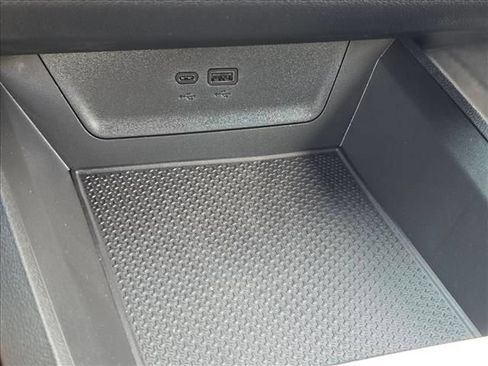 New 2027 Chevrolet Equinox LT FWD image 25