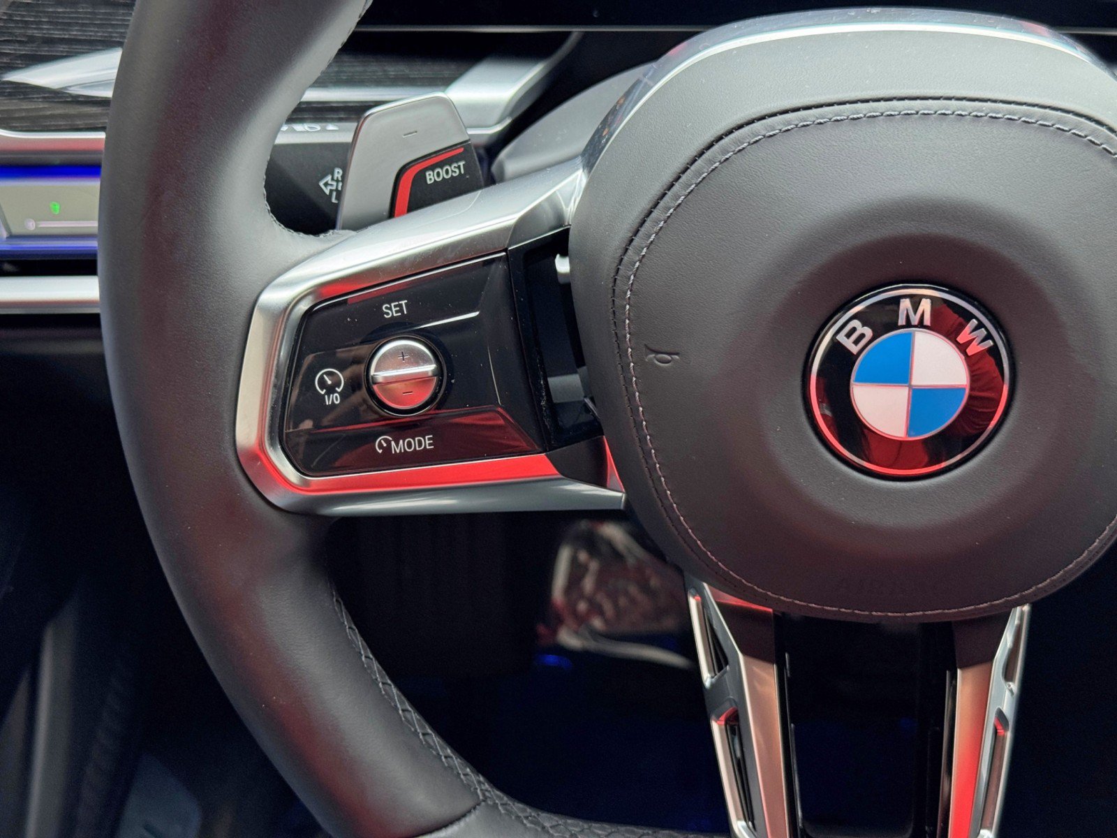 Used 2025 BMW 740i RWD image 22