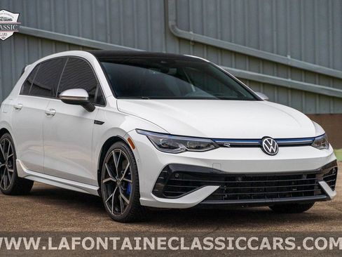 Used 2022 Volkswagen Golf R image 1