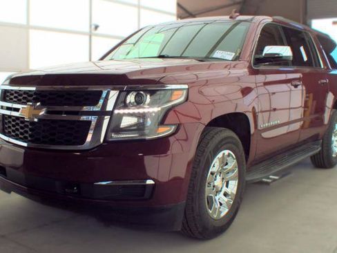 Used 2020 Chevrolet Suburban LS w/ Max Trailering Package AWD/4WD image 2
