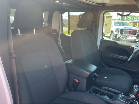 Used 2022 Jeep Gladiator Sport AWD/4WD image 26