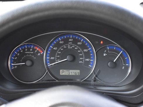 Used 2012 Subaru Forester 2.5X Premium w/ Popular Pkg 3 image 25