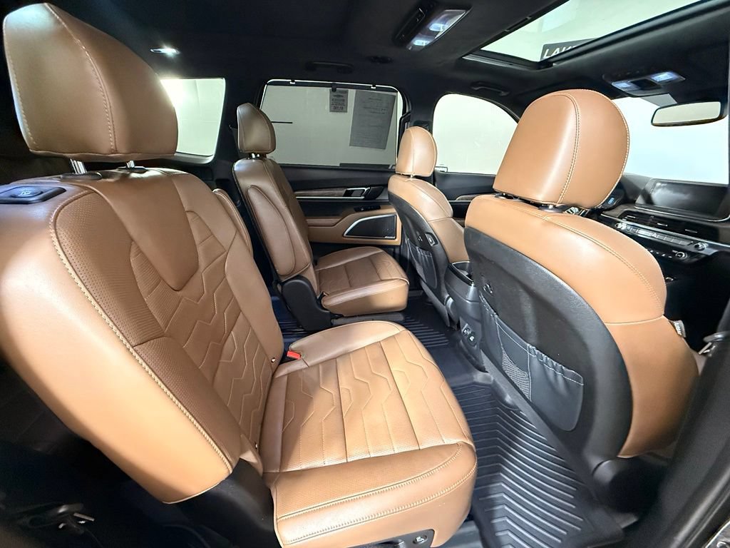 Used 2020 Kia Telluride SX w/ SX Prestige Package AWD/4WD image 22