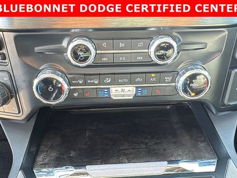 Used 2023 Ford F250 Lariat w/ Sport Appearance Package image 19