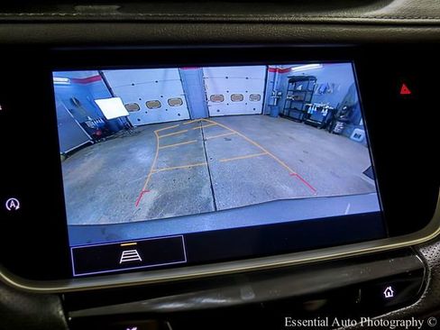 Certified 2023 Cadillac XT5 Premium Luxury FWD image 17