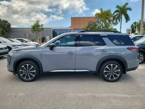Certified 2026 Nissan Pathfinder Platinum w/ Cargo Package FWD image 8