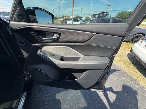 Used 2024 Acura MDX SH-AWD w/ Advance Package image 22