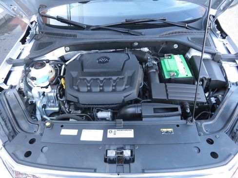 Used 2020 Volkswagen Passat 2.0T SEL image 38