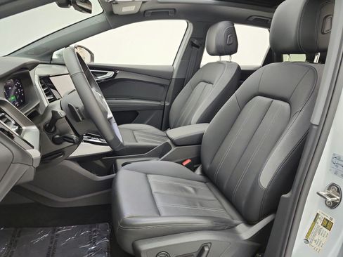Used 2023 Audi Q4 e-tron Premium Plus w/ Premium Plus AWD/4WD image 13