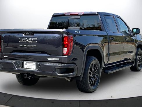Used 2024 GMC Sierra 1500 Elevation w/ Elevation Premium Package image 9