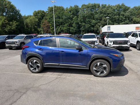 Used 2024 Subaru Crosstrek 2.5i Limited AWD/4WD image 22