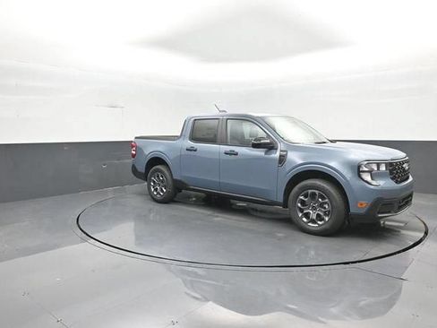 New 2026 Ford Maverick XLT w/ XLT Luxury Package FWD image 2