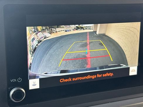 Used 2024 Toyota Tacoma SR5 image 19