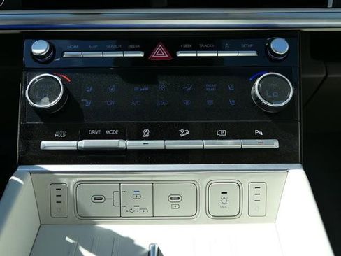 New 2024 Hyundai Santa Fe Calligraphy image 18