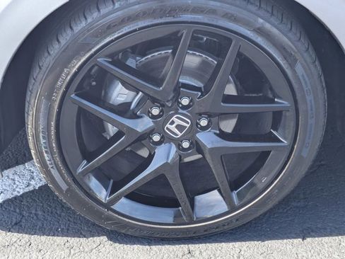 Used 2025 Honda Civic Sport image 21