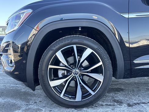New 2026 Volkswagen Atlas Cross Sport SEL Premium R-Line image 11