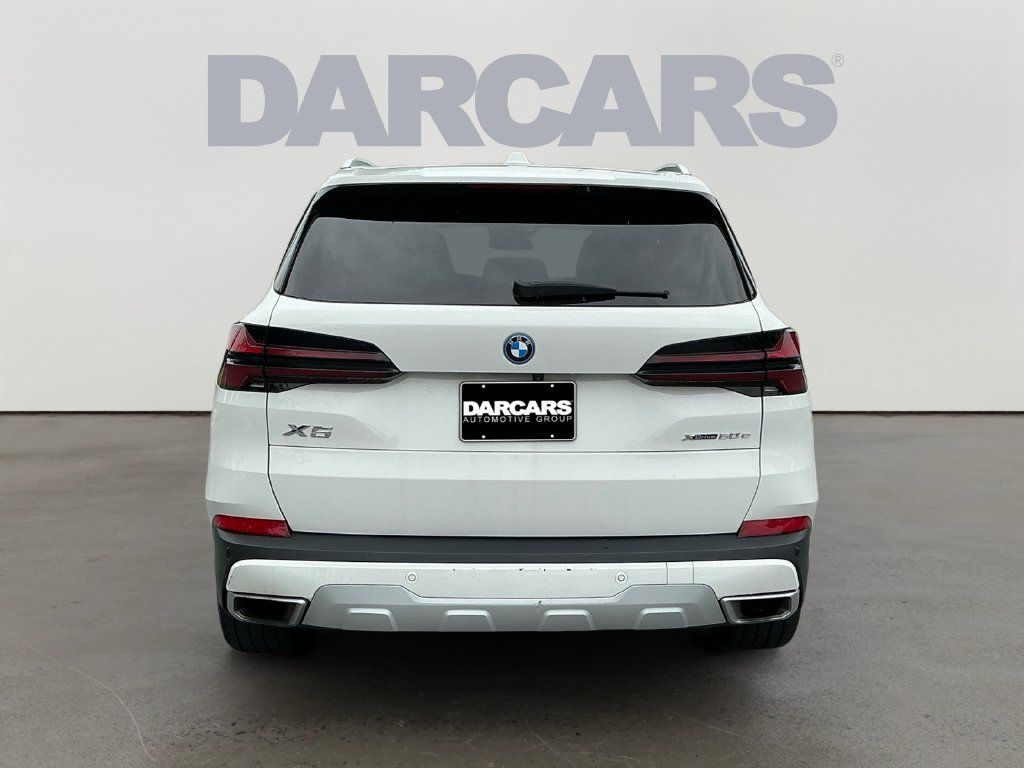 Used 2025 BMW X5 xDrive50e AWD/4WD image 6