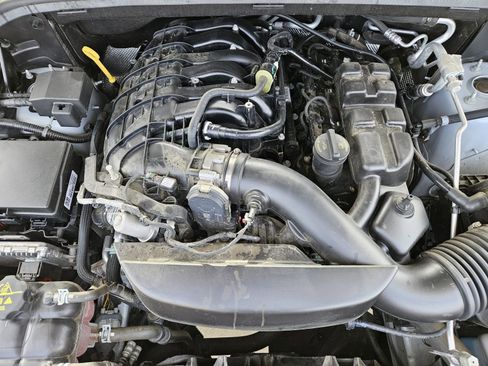 Used 2023 Dodge Durango GT image 33