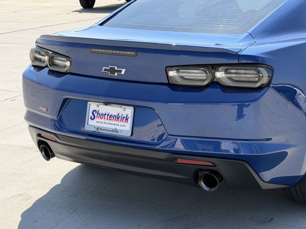 Used 2021 Chevrolet Camaro LT w/ RS Package RWD image 6