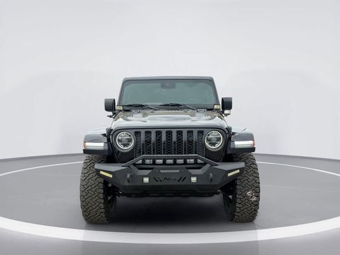Used 2020 Jeep Gladiator Rubicon w/ Dual Top Group AWD/4WD image 9