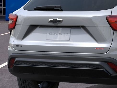New 2026 Chevrolet Trax RS FWD image 14
