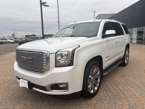 Used 2016 GMC Yukon Denali w/ Open Road Package image 1