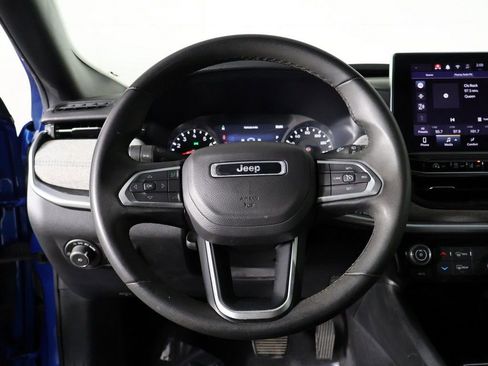 Used 2024 Jeep Compass Latitude AWD/4WD image 34