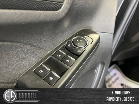 Used 2025 Ford Escape ST-Line Select AWD/4WD image 19
