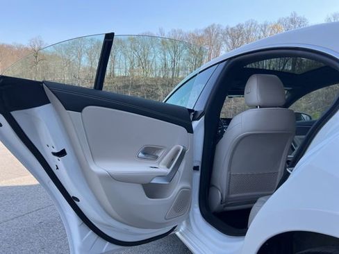 Used 2025 Mercedes-Benz CLA 250 4MATIC image 21