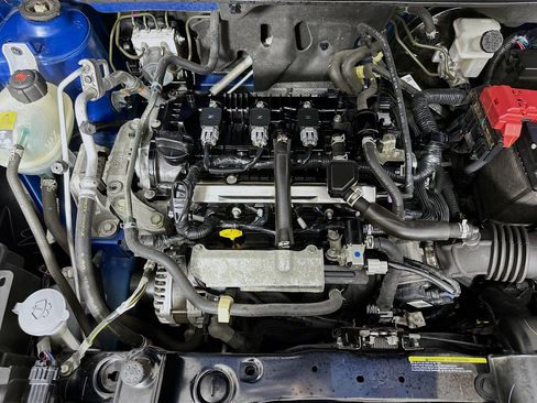 Used 2024 Nissan Kicks SR image 29