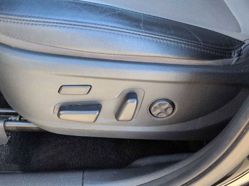 Used 2019 Hyundai Santa Fe FWD image 18