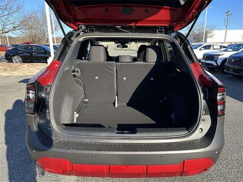 New 2026 Nissan Kicks SV image 12